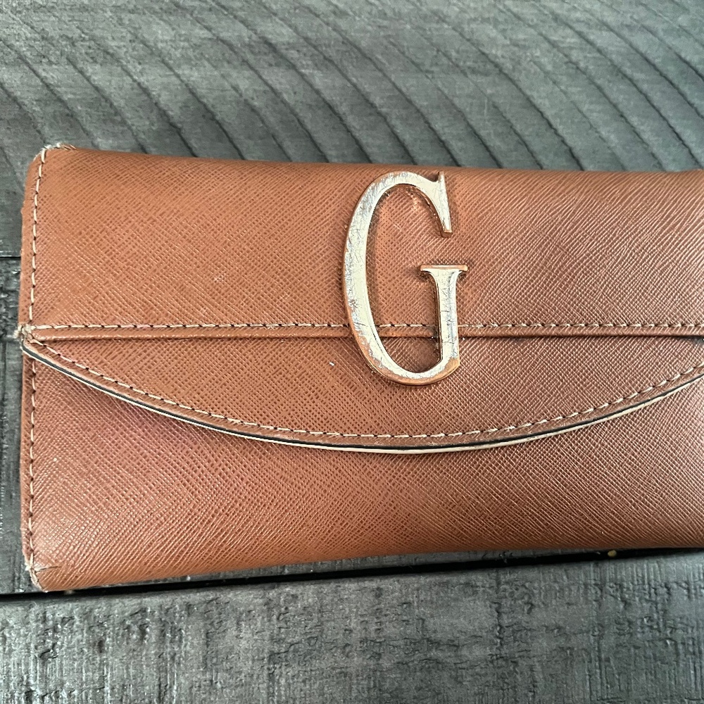 Woman’s wallet